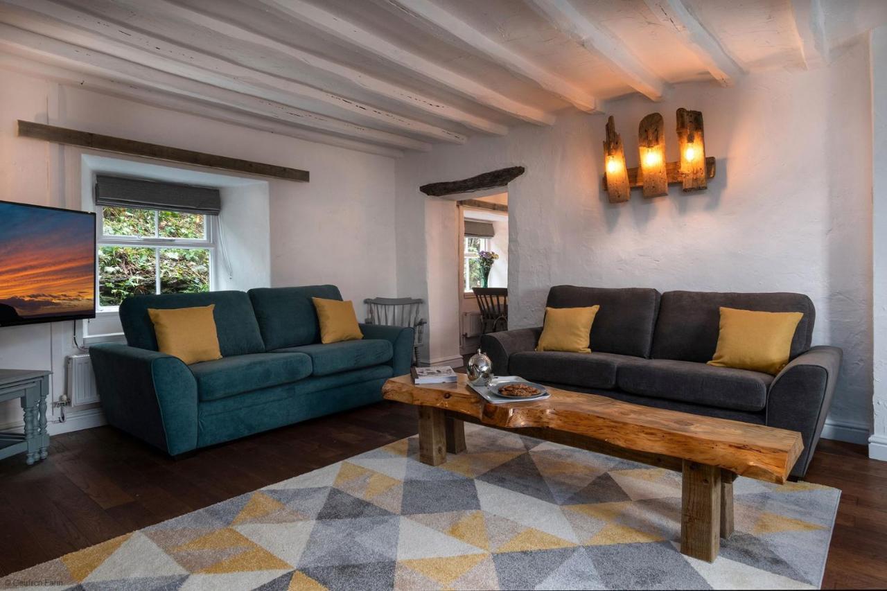 Farmhouse & Cottage At Geufron Farm - Dog Friendly Bryn-crug Buitenkant foto